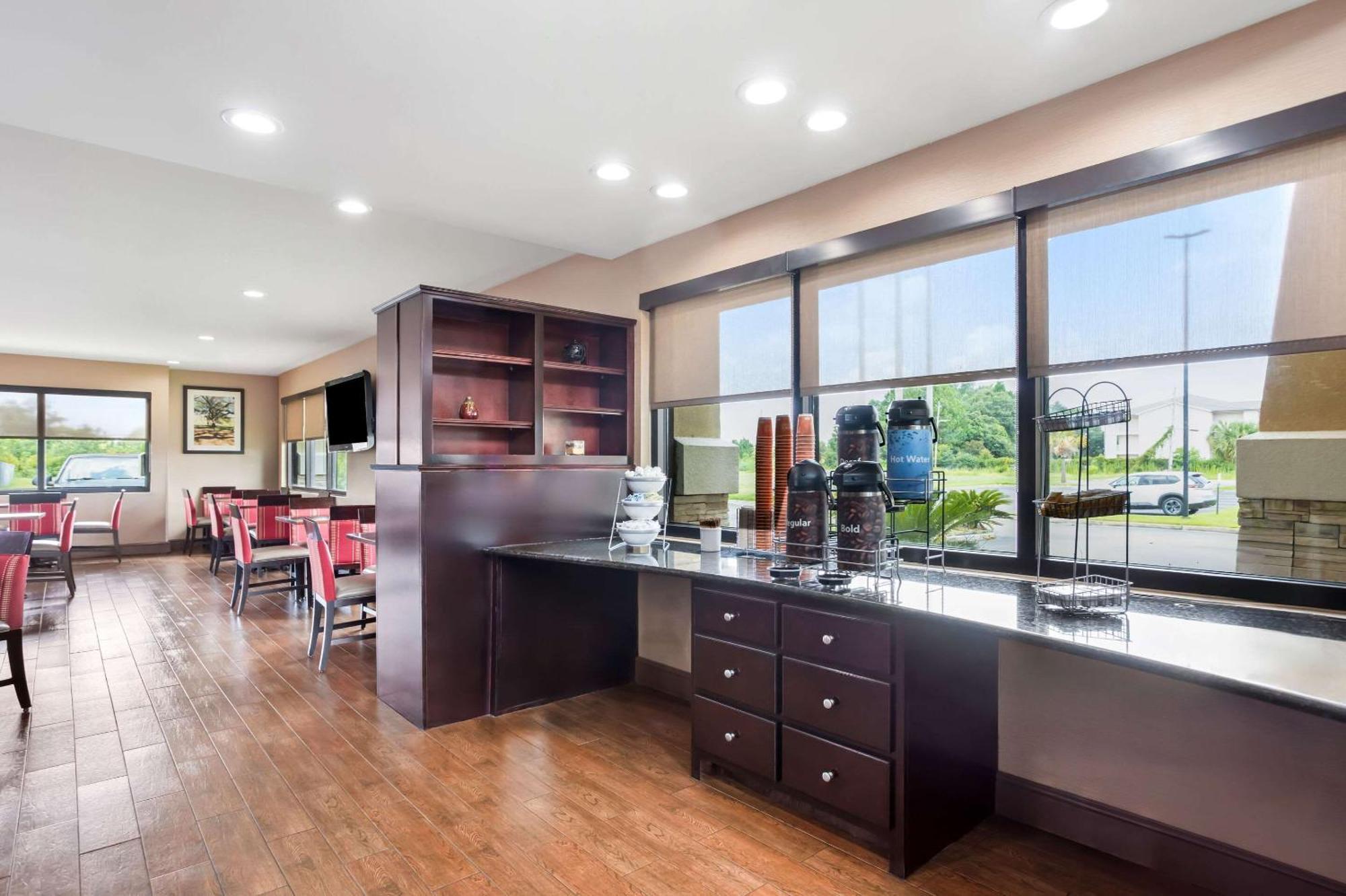 Comfort Suites Gulfport Zewnętrze zdjęcie