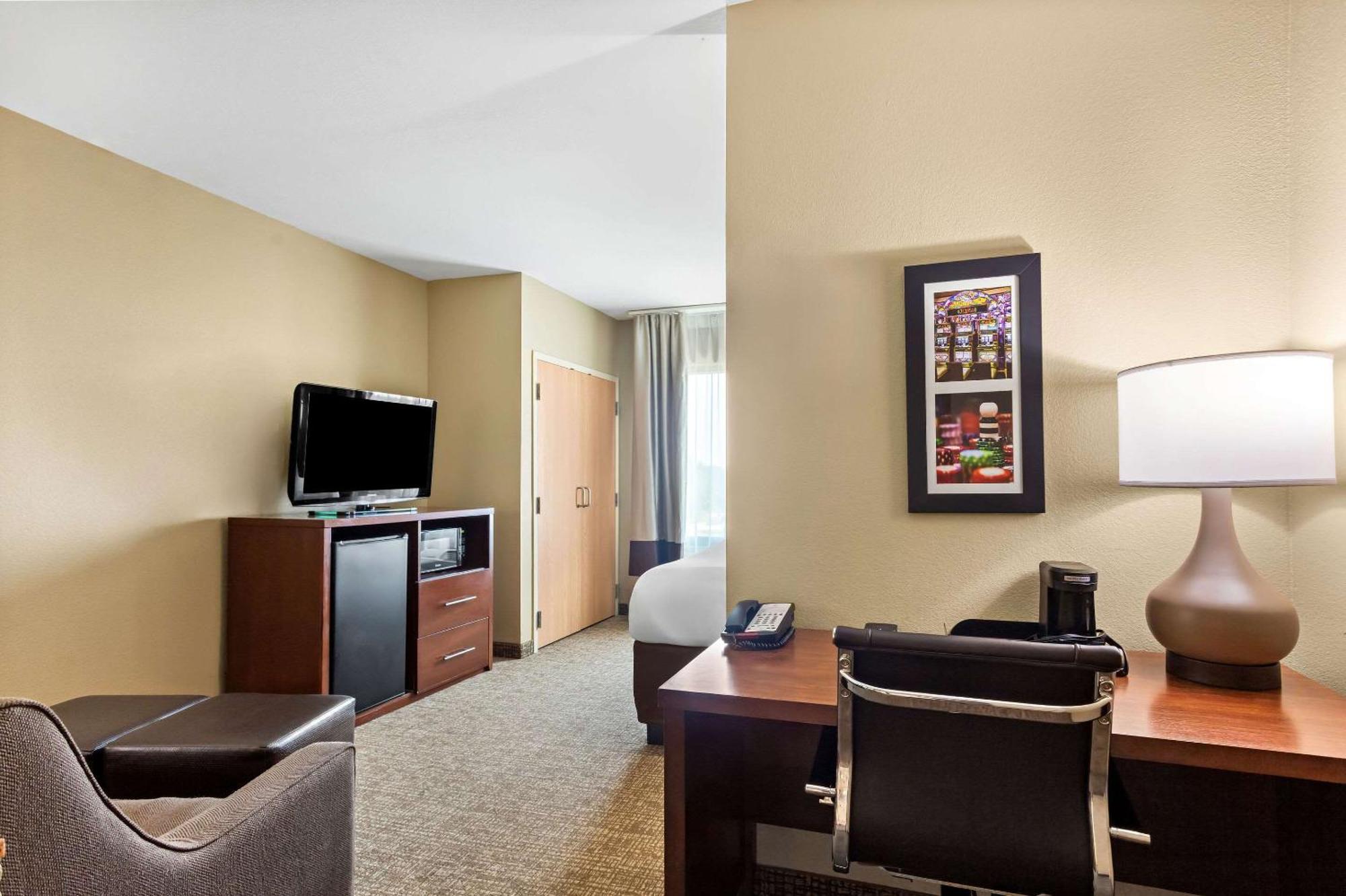 Comfort Suites Gulfport Zewnętrze zdjęcie